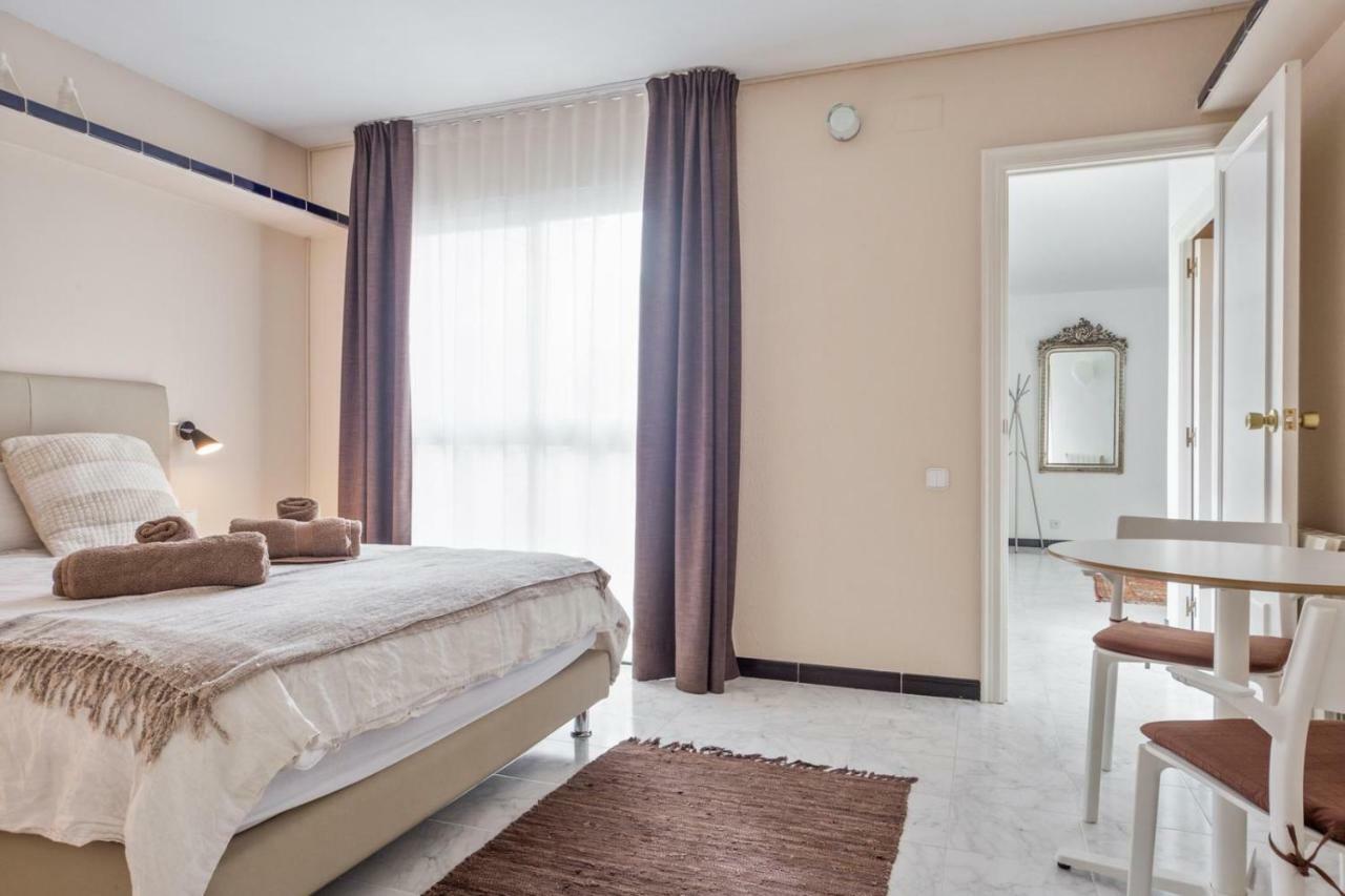 Casa Balmins Sitges Bed & Breakfast Exterior photo